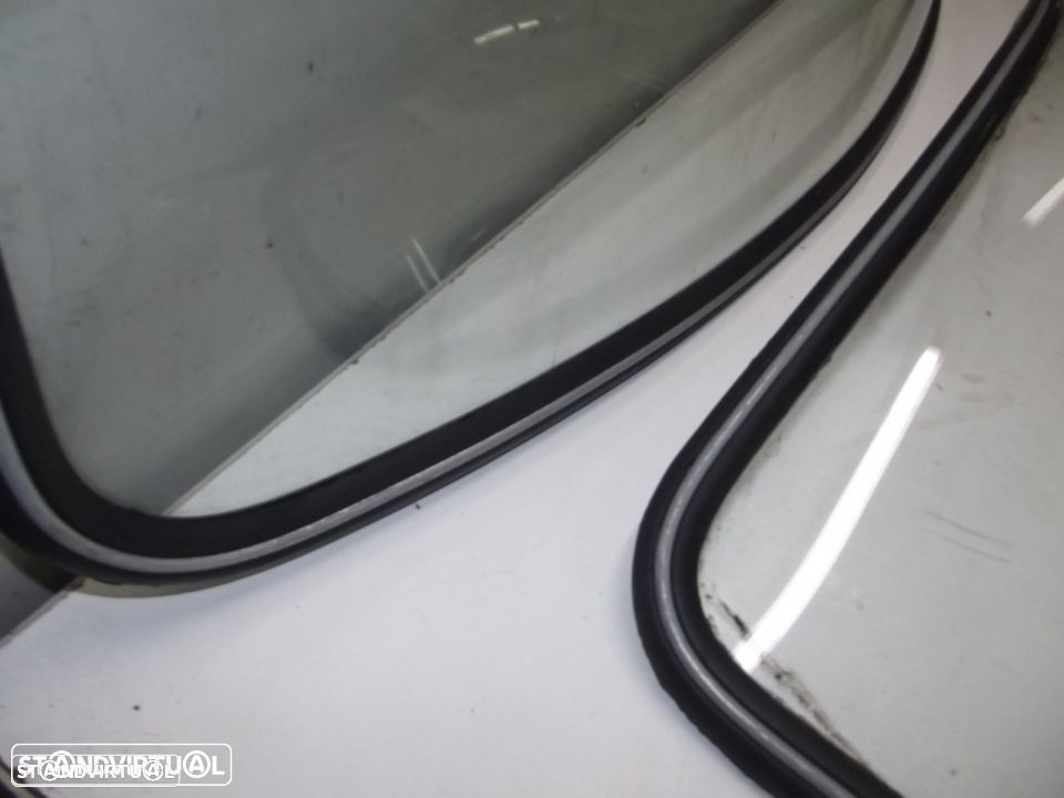 mini vidro para brisas e oculo traseiro - 2