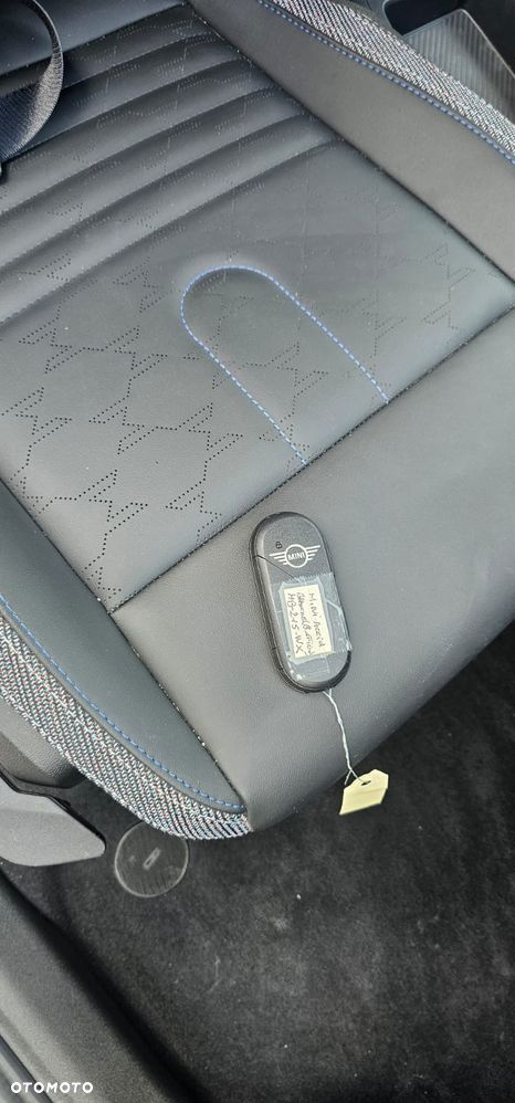 MINI Countryman SE ALL4 John Cooper Works Trim - 15