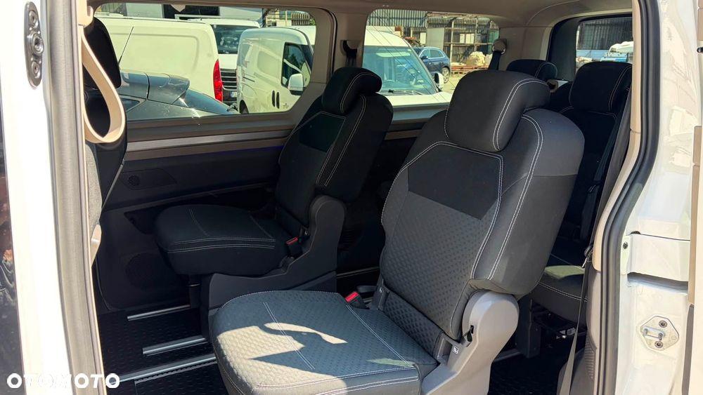 Volkswagen Multivan 2.0 TDI L2 Life DSG - 8