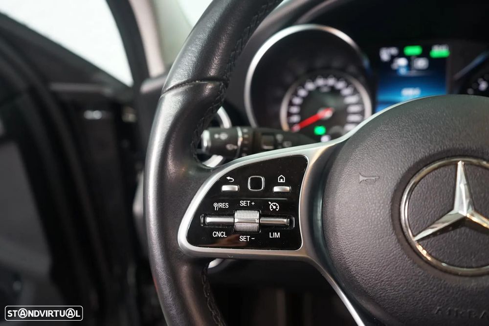 Mercedes-Benz C 300 de Edition - 24