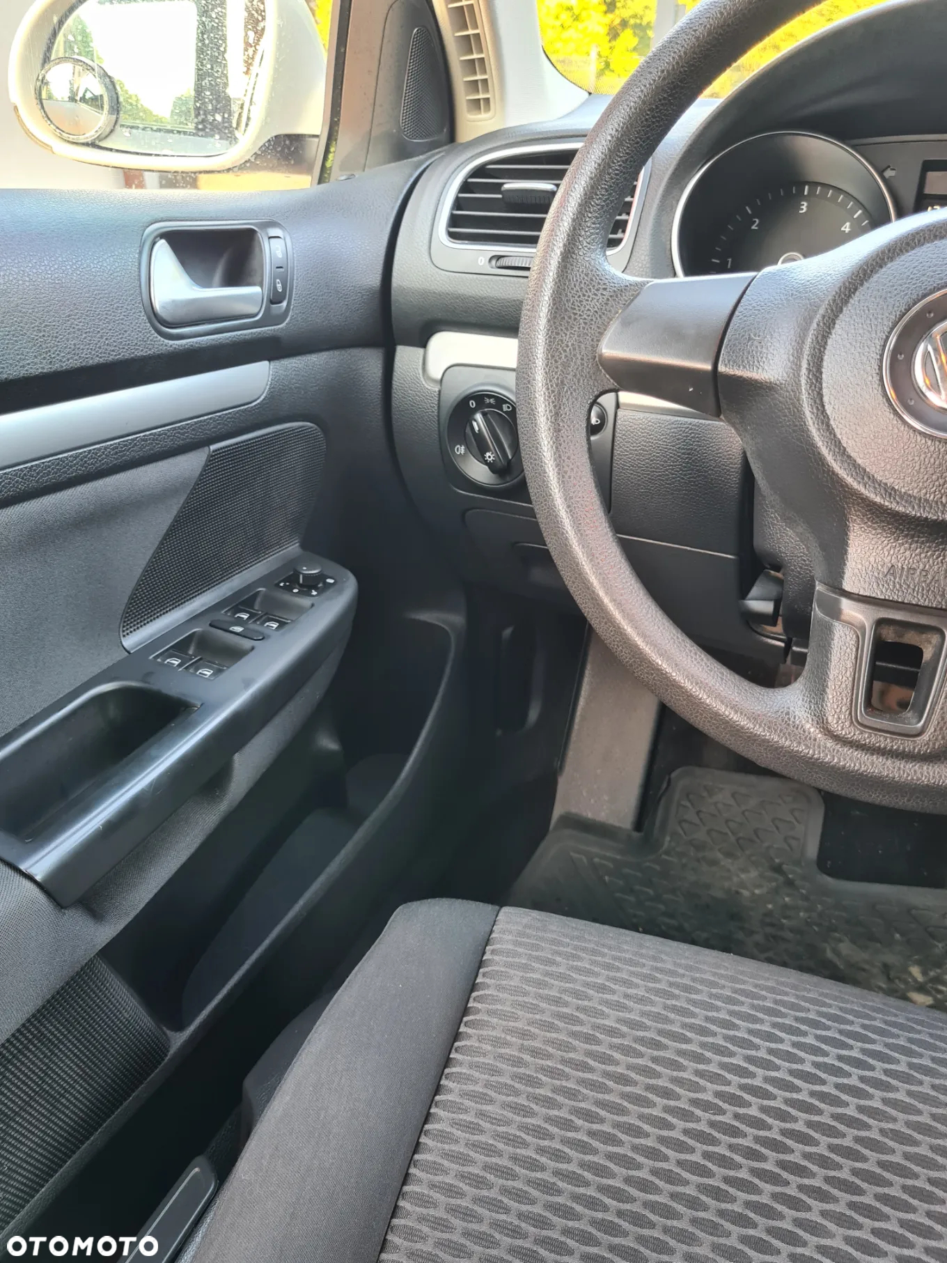 Volkswagen Golf 1.6 TDI DPF Trendline - 26