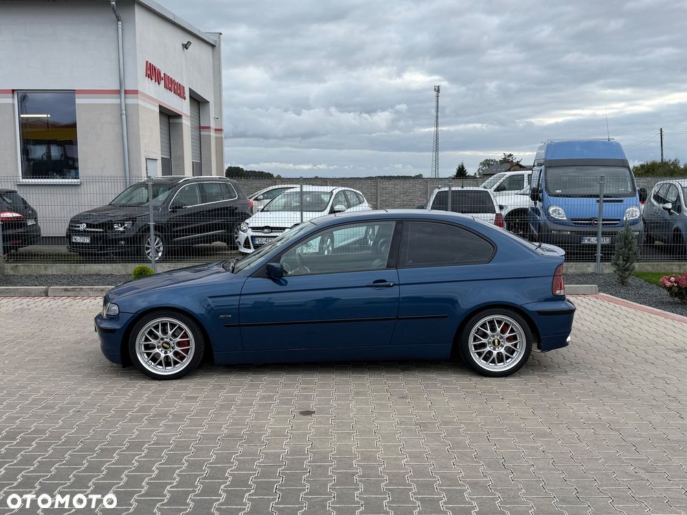 BMW Seria 3 325ti - 1