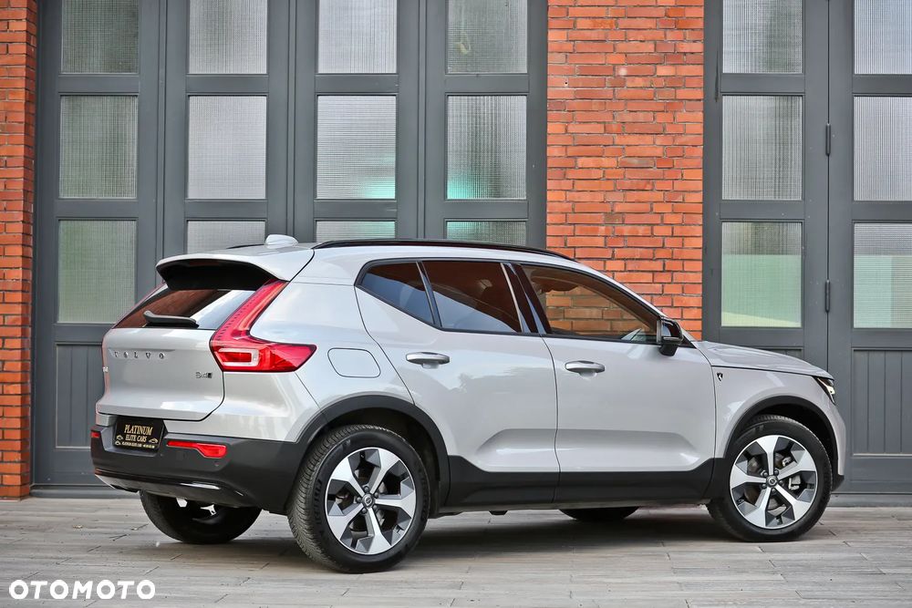 Volvo XC 40 B4 AWD Ultimate Bright - 16