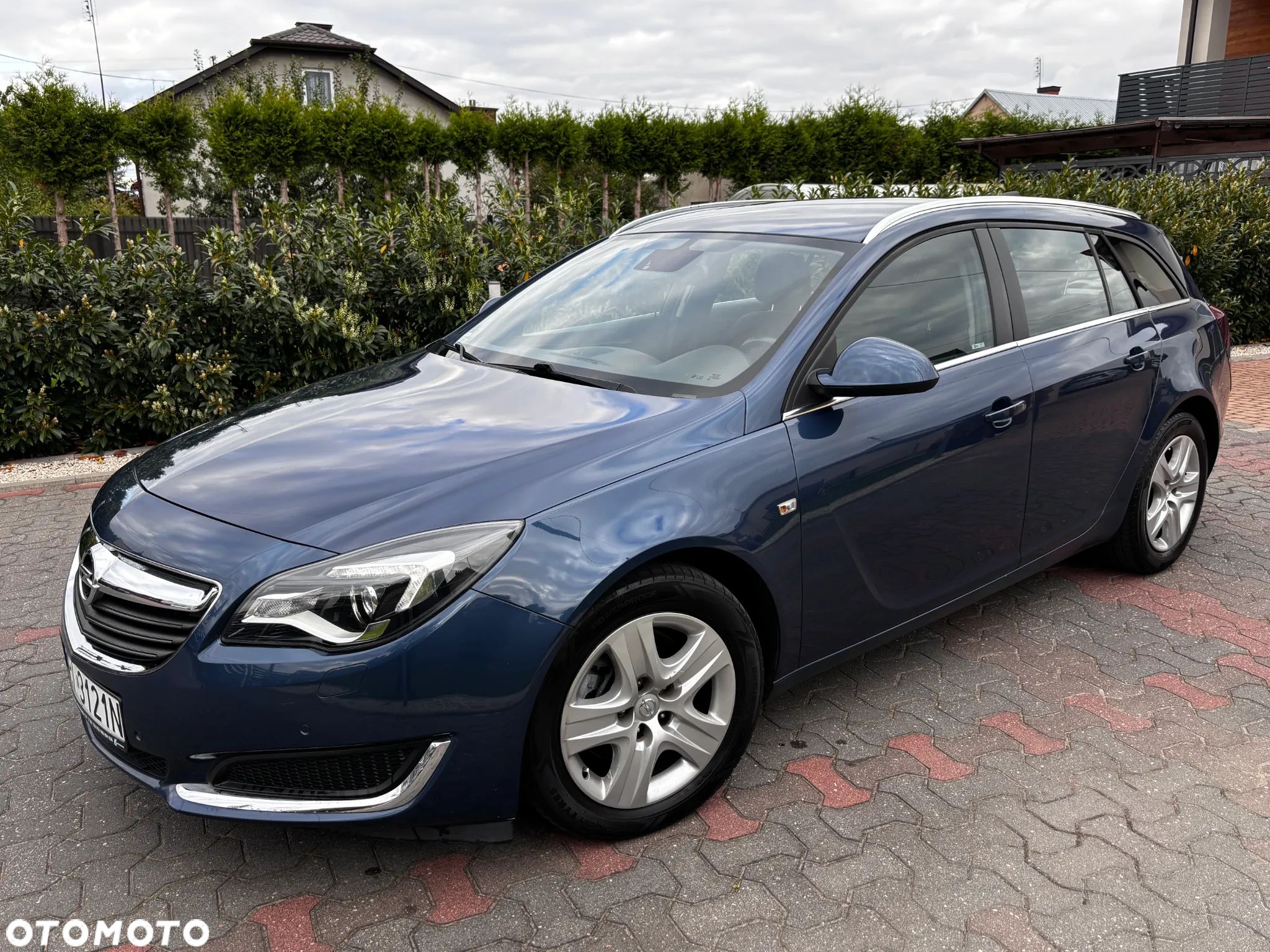 Opel Insignia 2.0 CDTI Sports Tourer ecoFLEXStart/Stop Business Innovation - 1