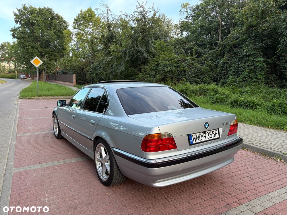 BMW Seria 7 - 4