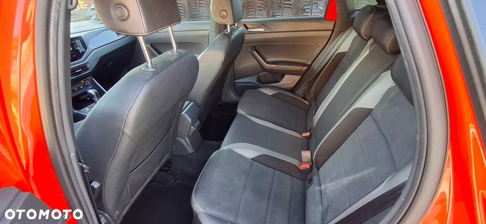 Volkswagen Polo 2.0 TSI DSG GTI - 16