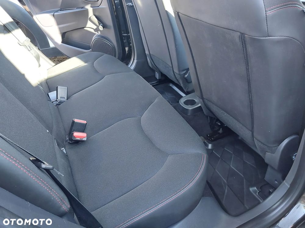 Renault Clio 1.5 dCi Energy Life - 14