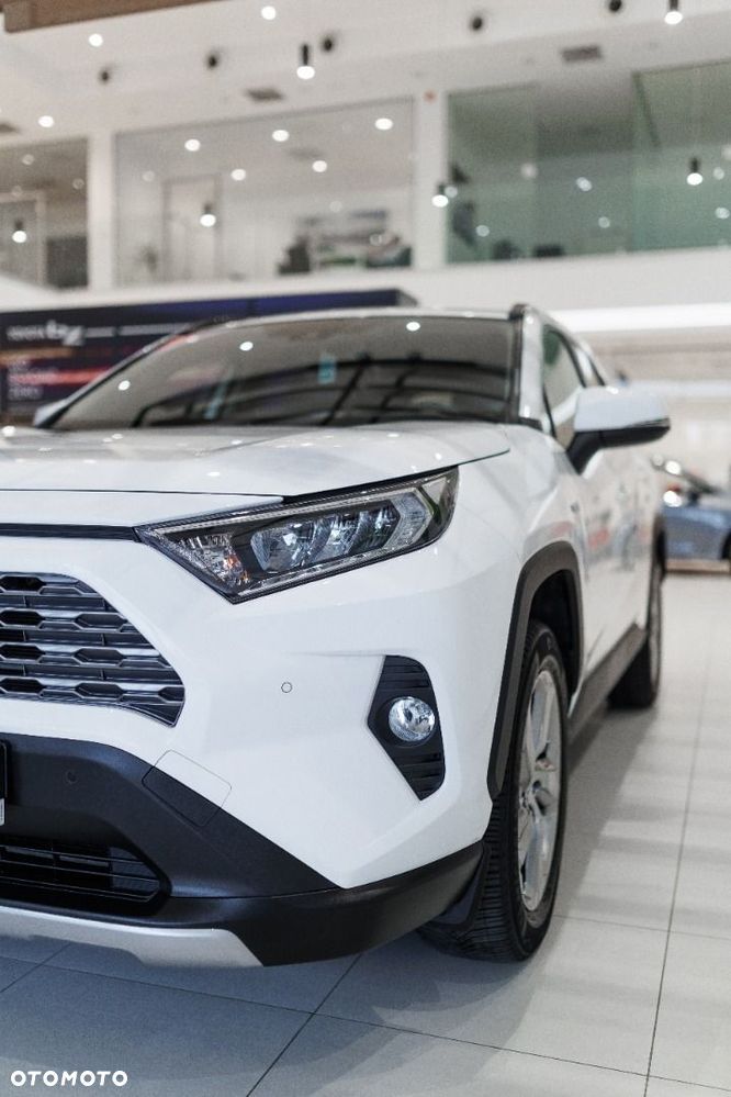 Toyota RAV4 - 12