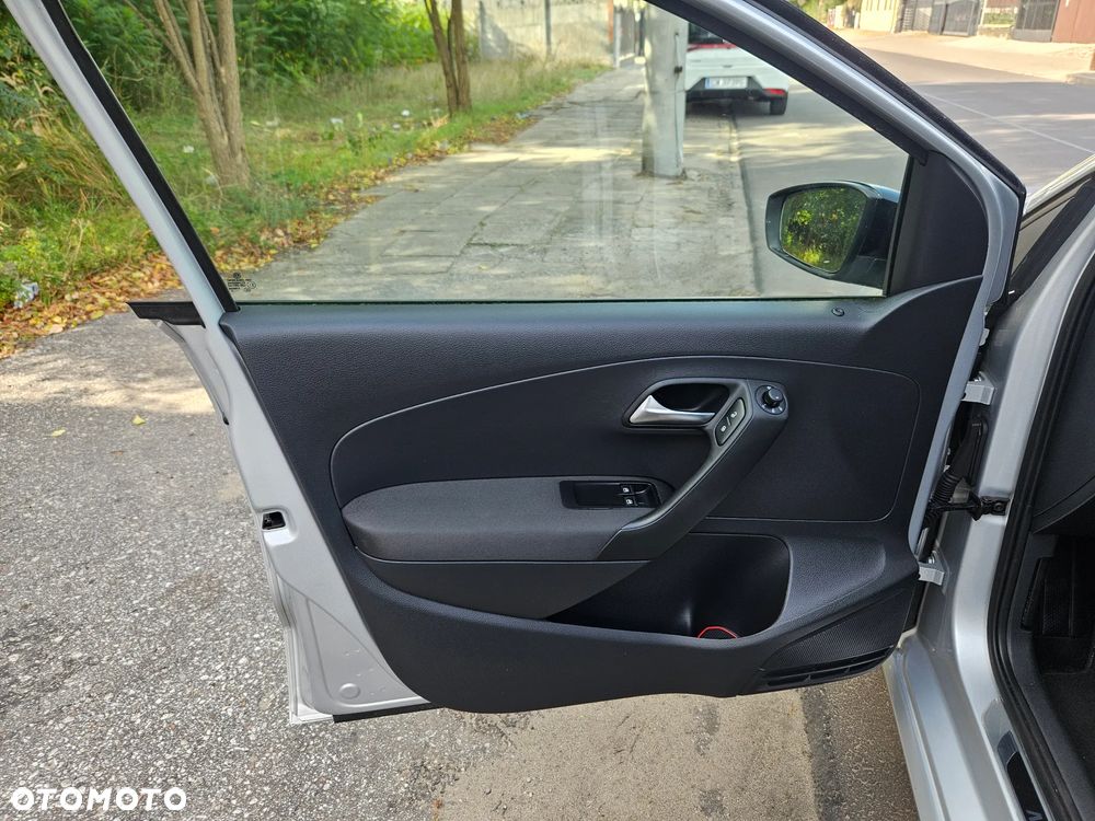Volkswagen Polo 1.2 TSI Highline - 17