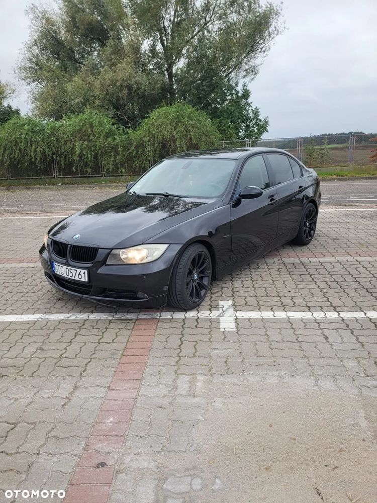 BMW Seria 3 318d - 1