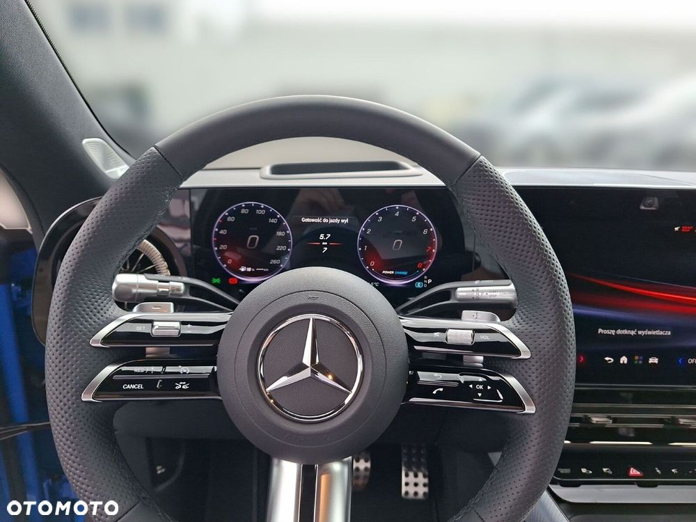 Mercedes-Benz CLA - 18