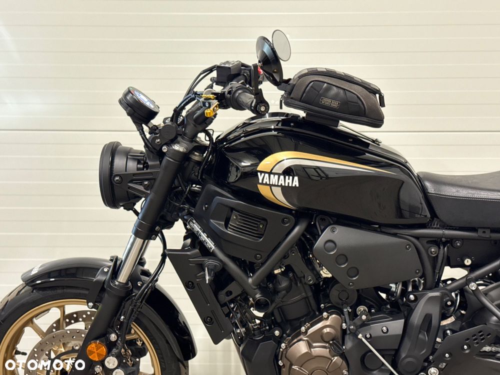 Yamaha XSR - 26