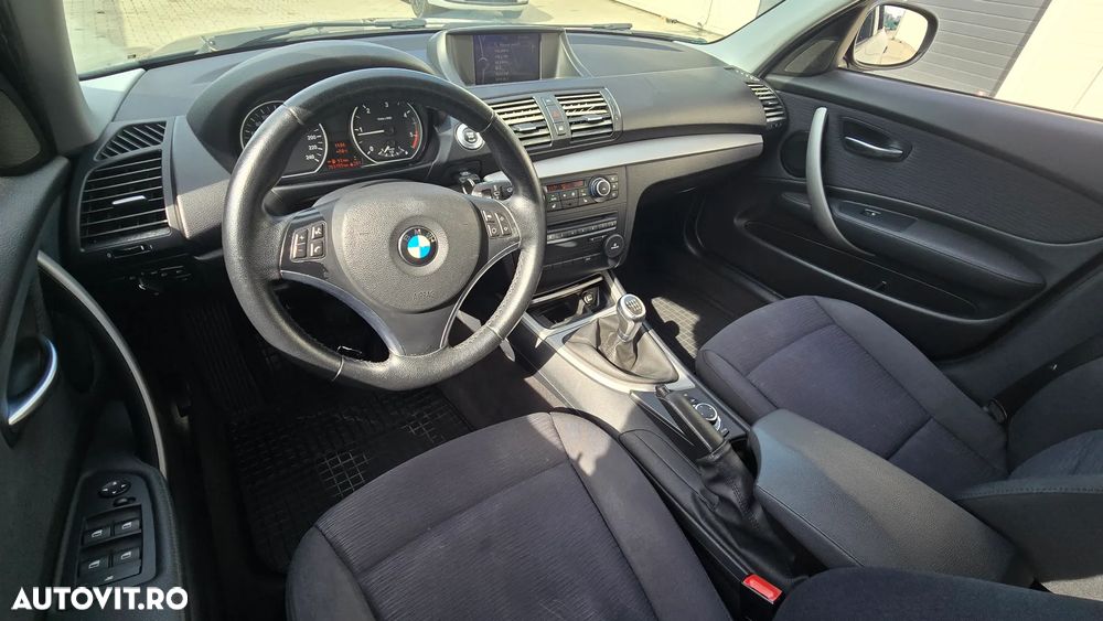BMW Seria 1 118d - 2