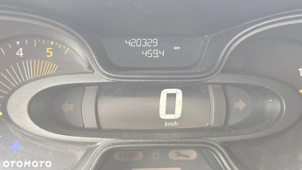 Renault Trafic - 10