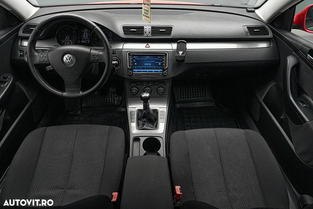 Volkswagen Passat 2.0 TDI DPF Trendline Blue Motion Technology - 8