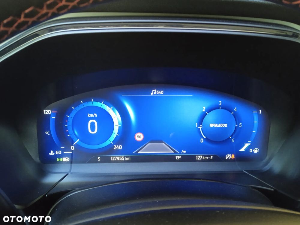 Ford Kuga 2.0 EcoBlue Hybrid ST-LINE X - 34
