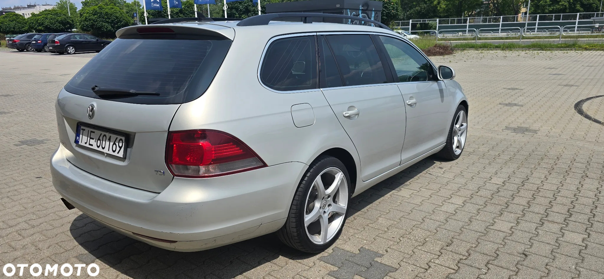 Volkswagen Golf 2.0 TDI BMT DSG - 7