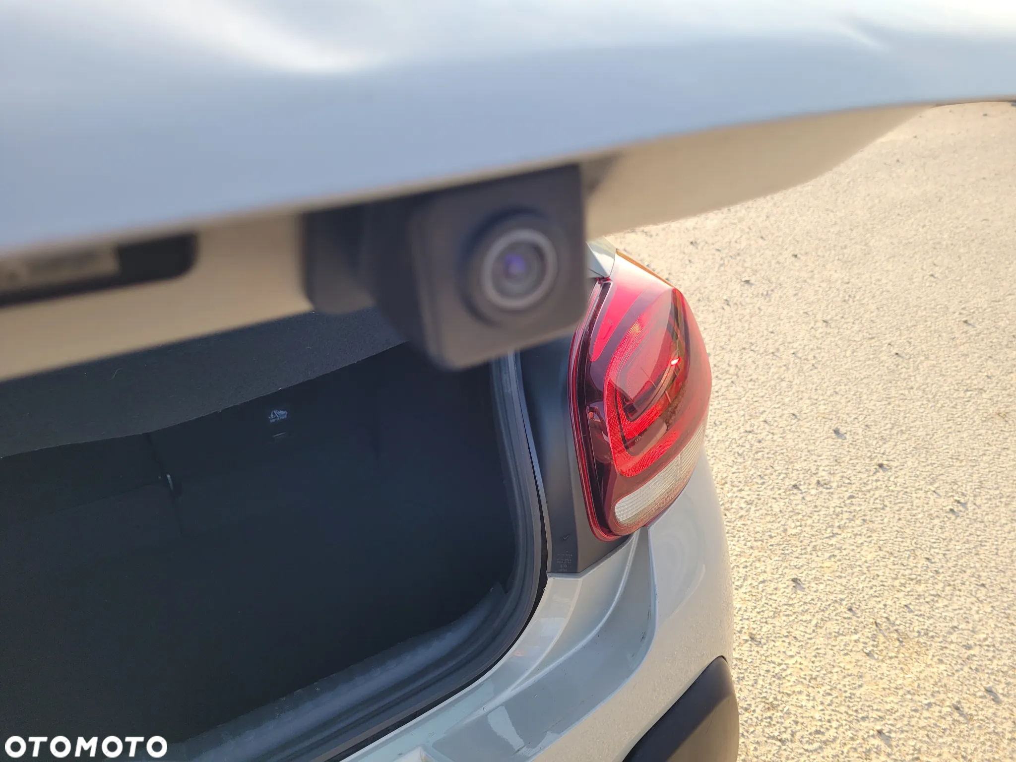 Citroën C3 1.5 BlueHDi Shine - 21