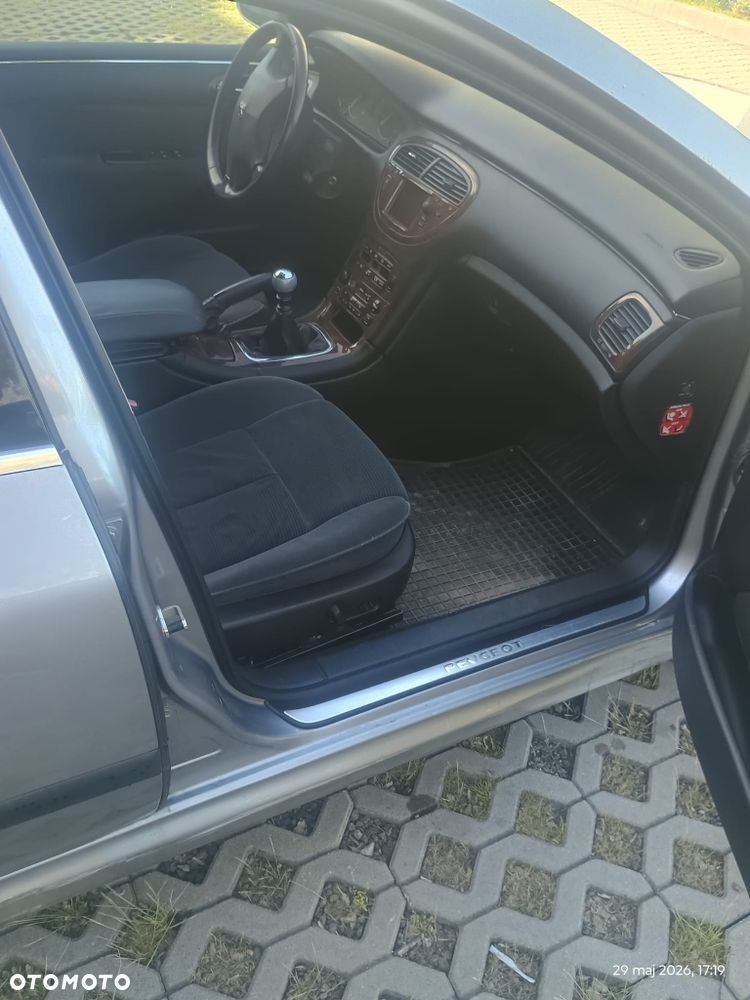 Peugeot 607 - 8