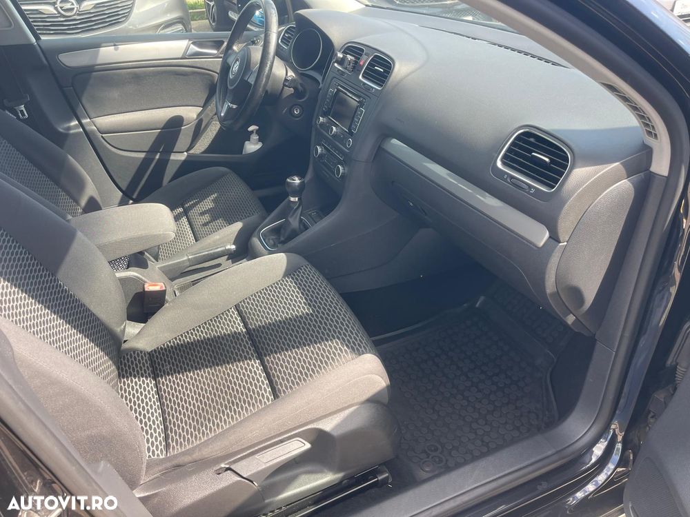 Volkswagen Golf 1.6 TDI DPF Trendline - 16