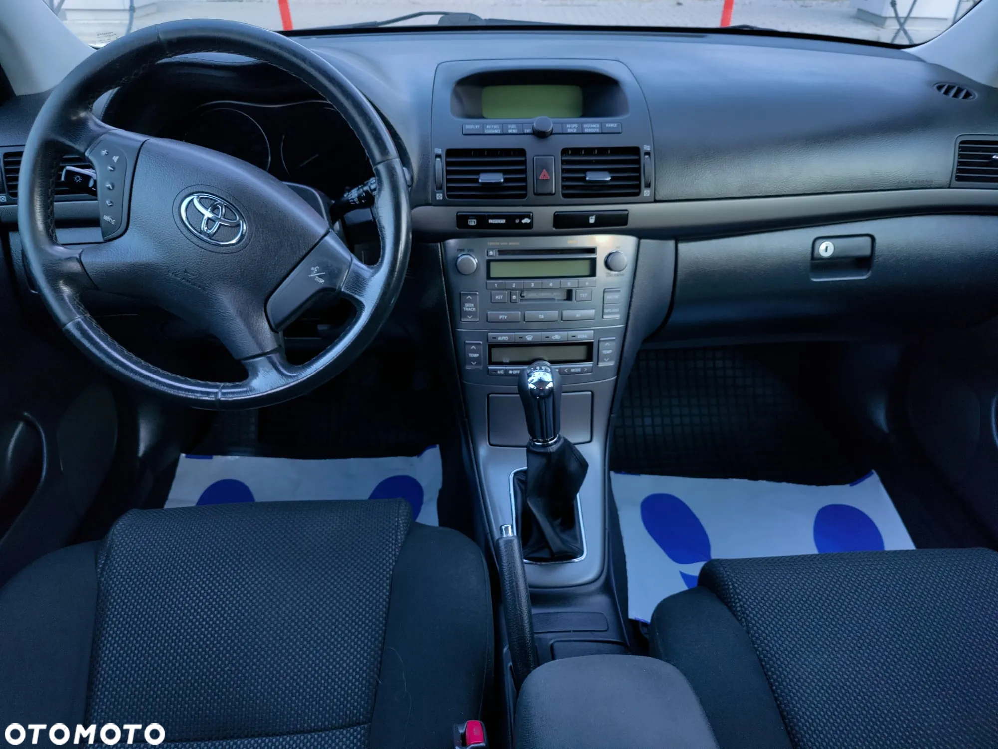 Toyota Avensis - 7
