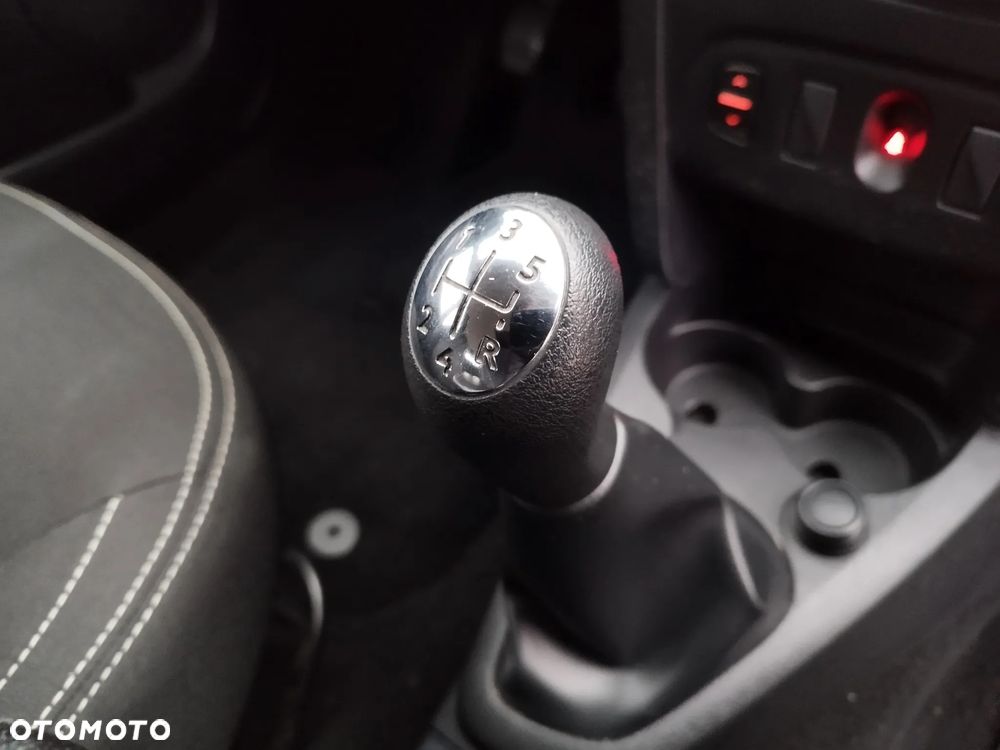 Dacia Sandero TCe 90 S&S Laureate - 24