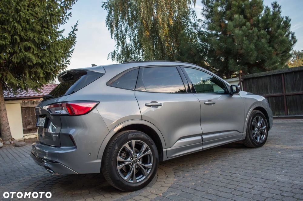 Ford Kuga 2.5 Duratec FHEV ST-LINE - 10