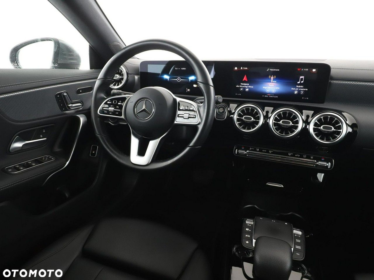 Mercedes-Benz CLA 250 E Progressive 8G-DCT - 16