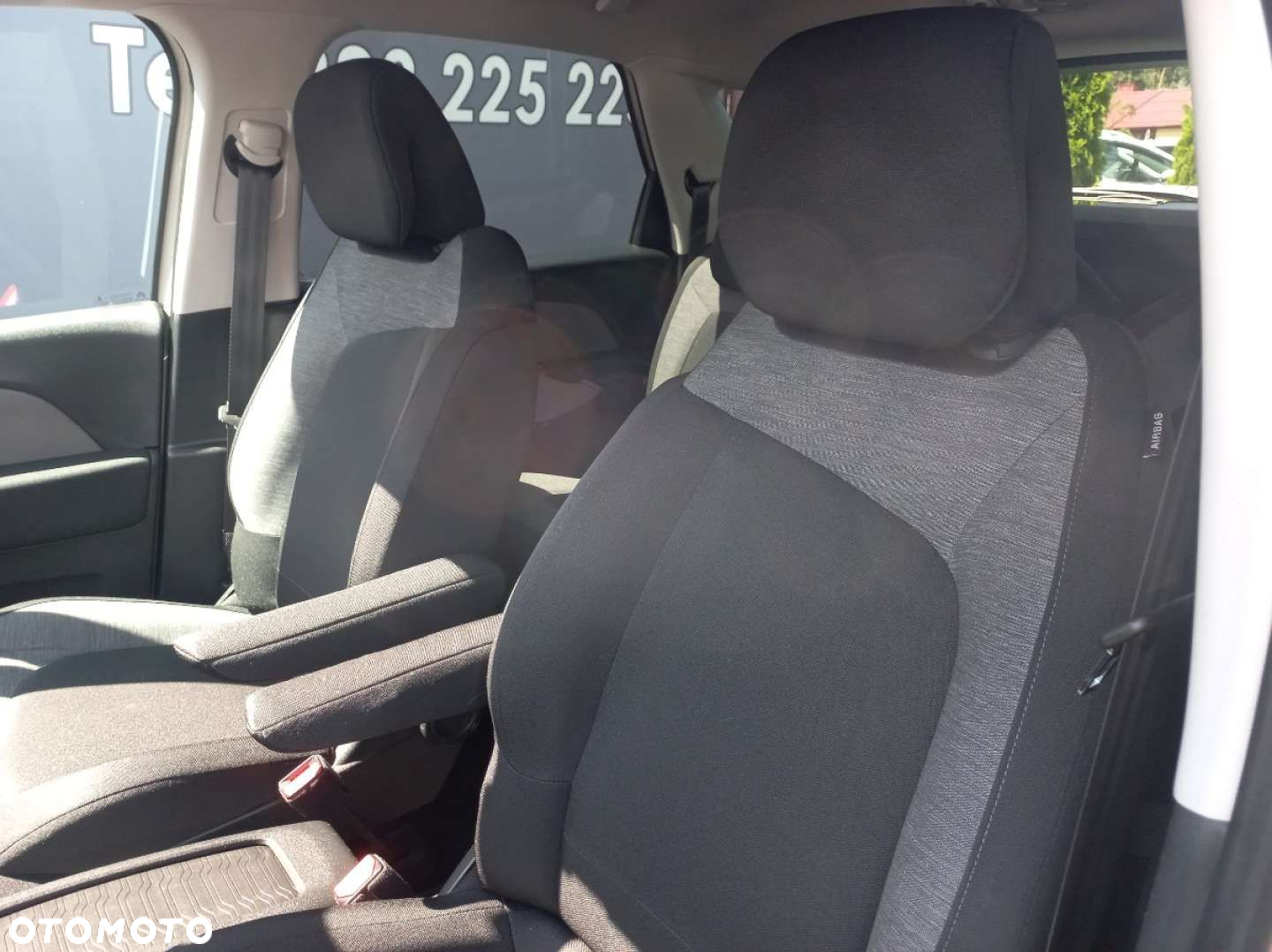 Citroën C4 Picasso - 12