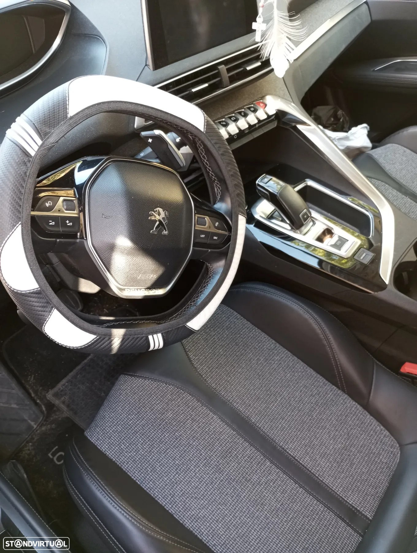 Peugeot 3008 PureTech 130 Stop & Start GPF EAT8 Allure - 6