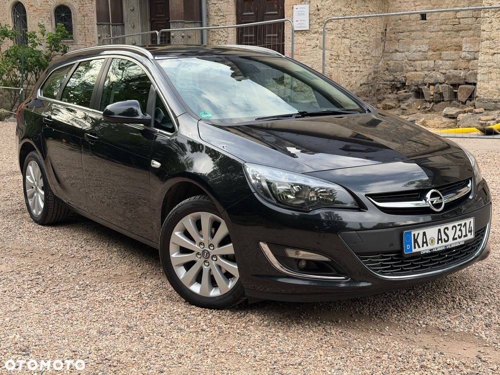 Opel Astra 1.4 Turbo Exklusiv - 10