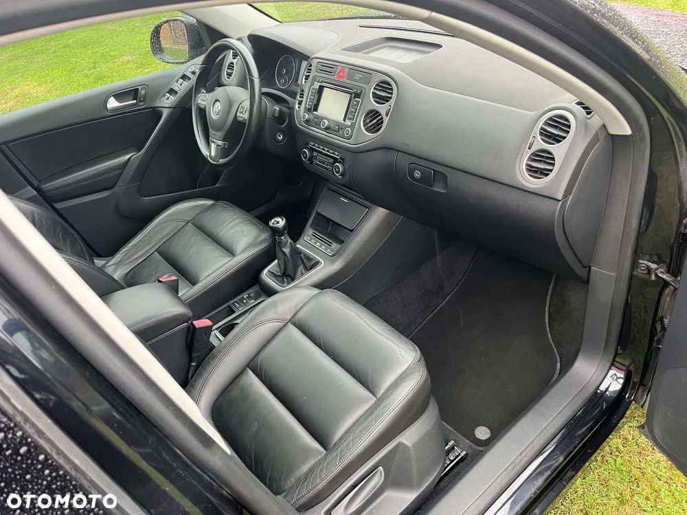 Volkswagen Tiguan 2.0 TDI DPF BlueMotion Technology Trend & Fun - 27