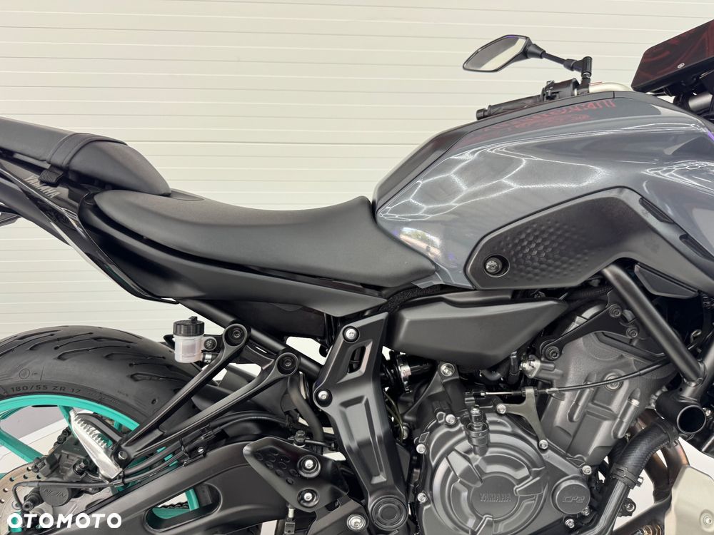 Yamaha MT - 16