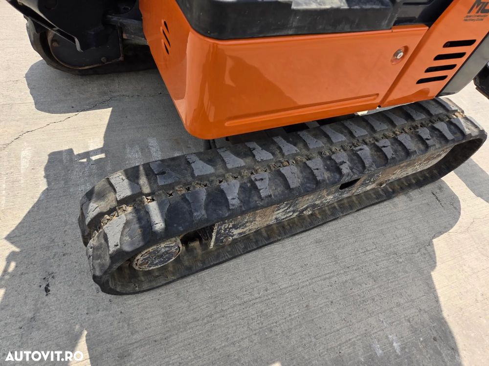 Hitachi ZX19U-6, 2tone, 2024, 539h, rotire in gabarit, Adanc sapare 2,5m, CUPLA RAPIDA+3 CUPE, Senile cauciuc 80% ok extensibile, latime 0,8m, inst picon, LAMA, produs in JAPONIA, sistem antifurt, posibilitate leasing 4ani-CA NOU-PROMOTIE 18.900 EUR+Tva - 16