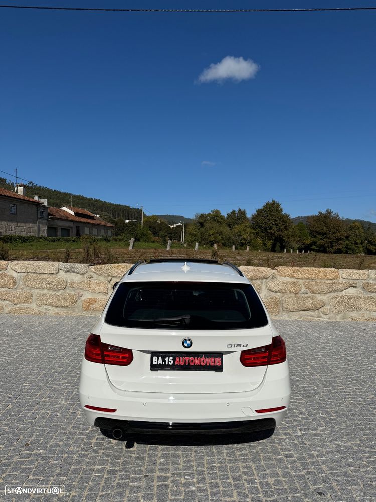 BMW 318 2014 photo 5