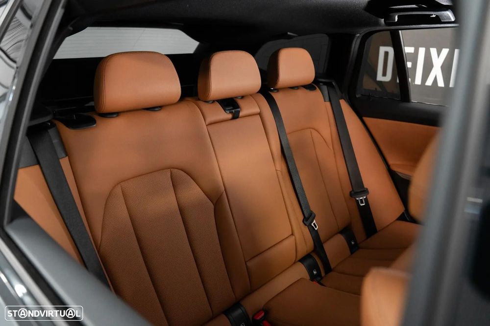 BMW 320 e Pack Desportivo M Auto - 28