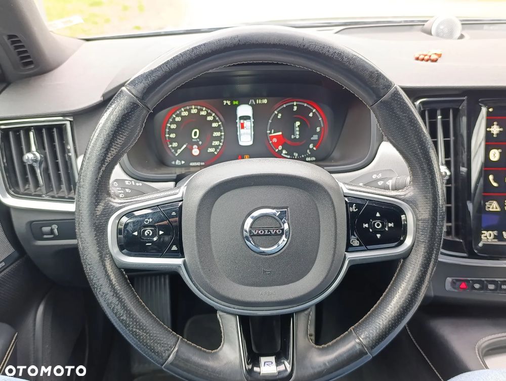 Volvo S90 D4 Geartronic R Design - 22