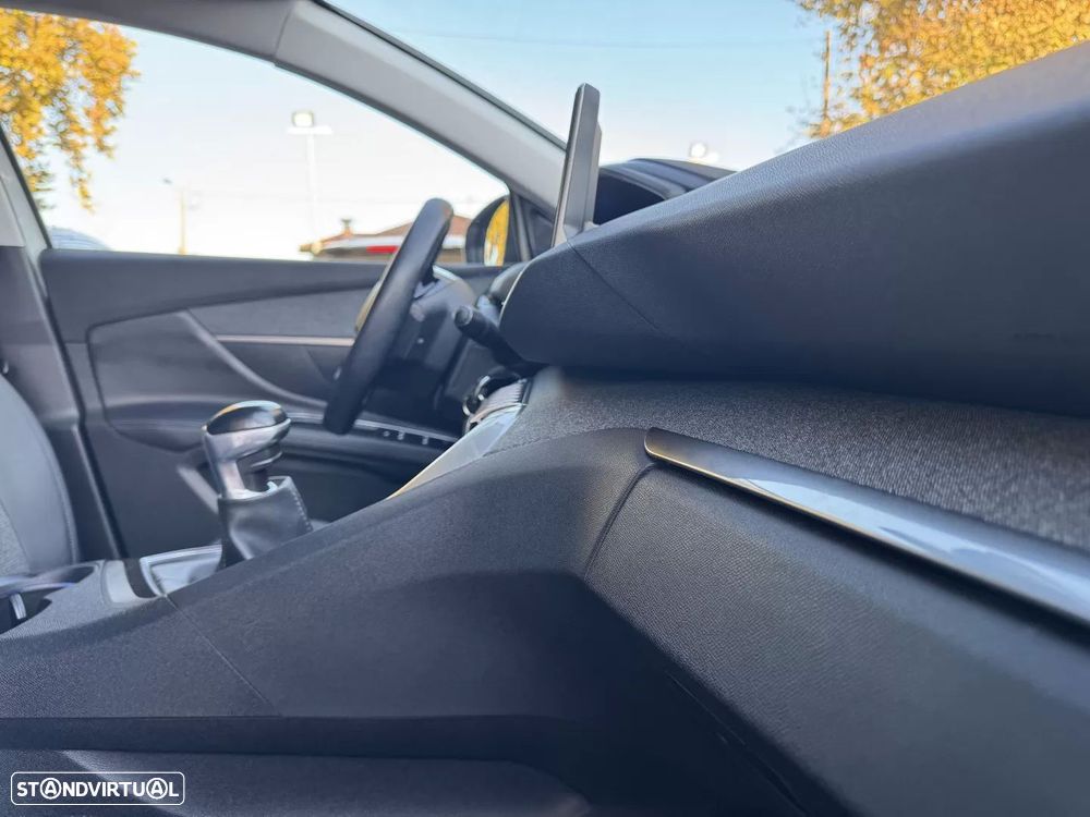 Peugeot 5008 1.6 BlueHDi Allure - 44