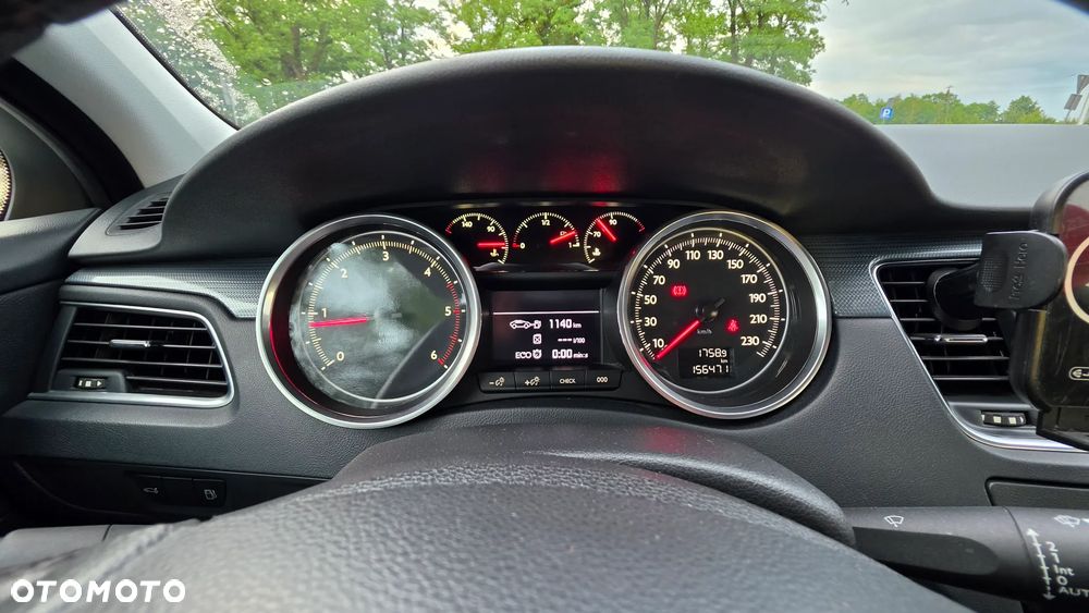 Peugeot 508 1.6 e-HDi Active S&S - 16