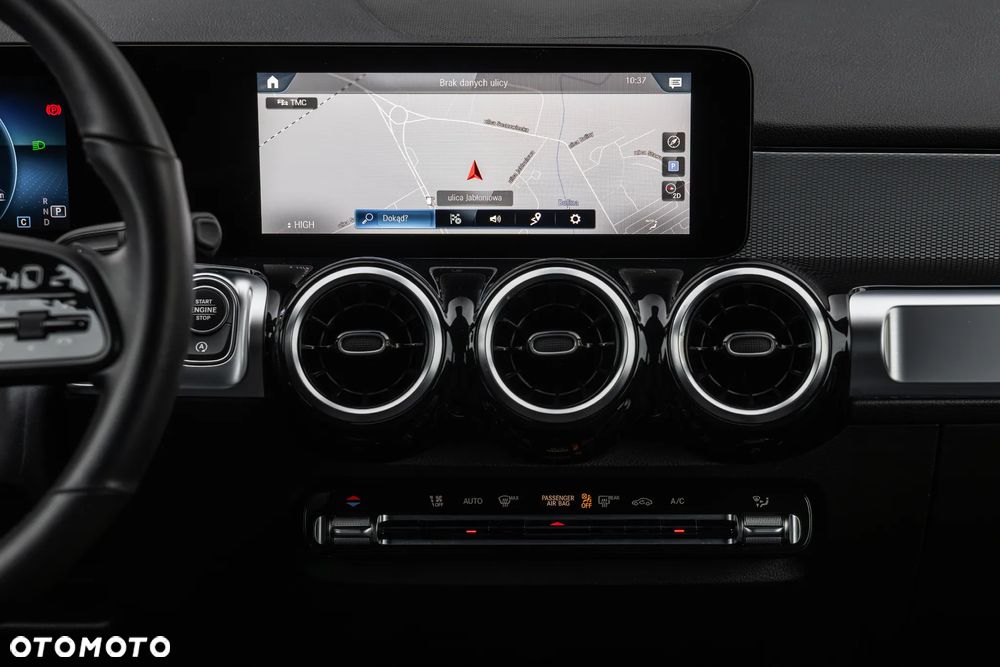 Mercedes-Benz GLB 200 Style 7G-DCT - 36