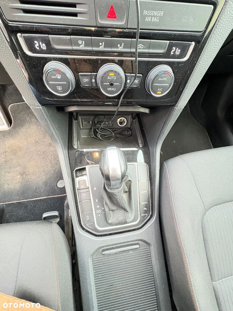 Volkswagen Golf Sportsvan 1.6 TDI (BlueMotion Technology) DSG Sound - 20