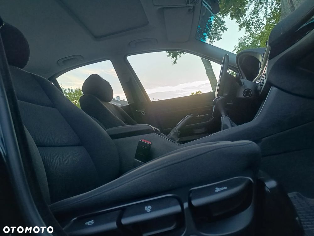 BMW Seria 5 - 31