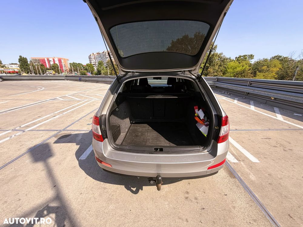 Skoda Octavia - 14