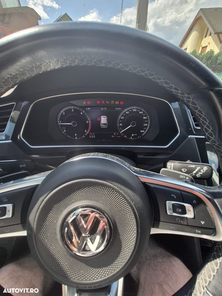 Volkswagen Tiguan - 5