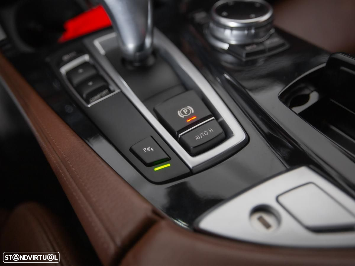 BMW 520 d Pack M Auto - 28