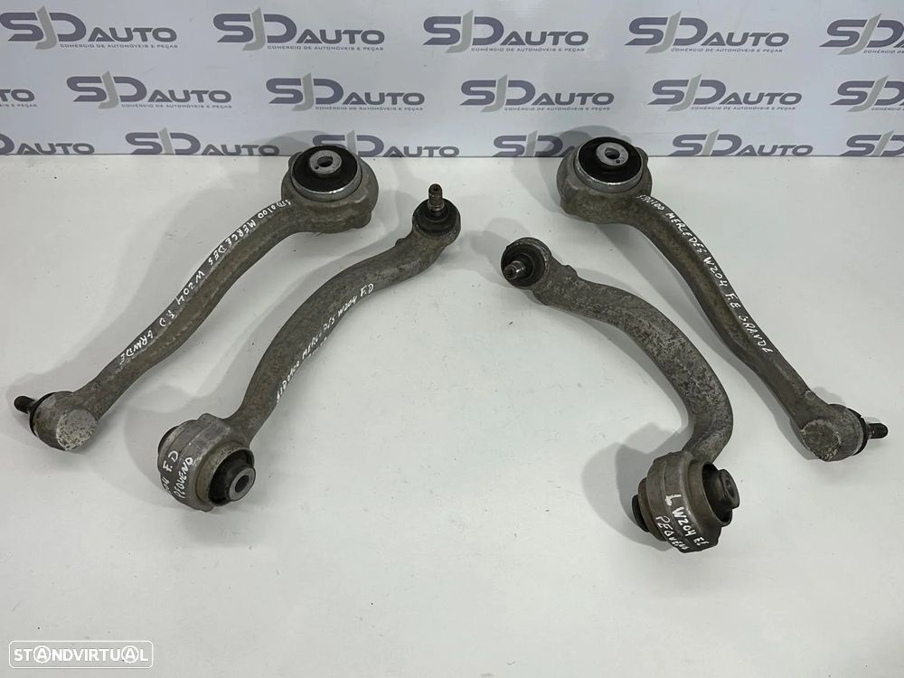 Braço Suspensão Frente Direito / Esquerdo - Mercedes C (W204) - 1
