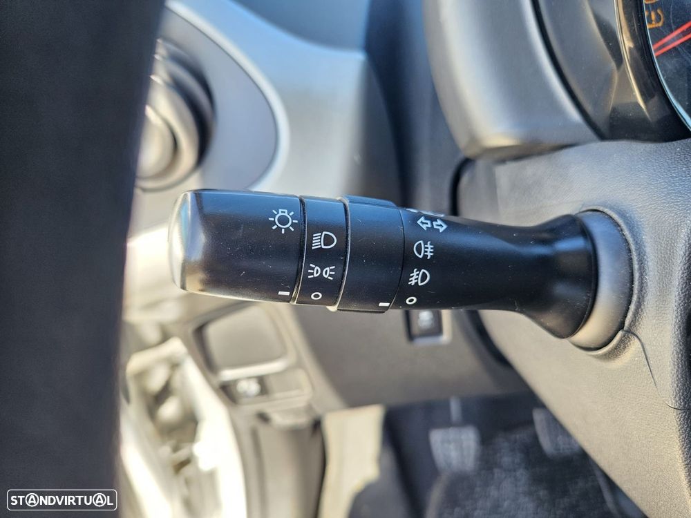 Peugeot 108 1.0 VTi Active - 32