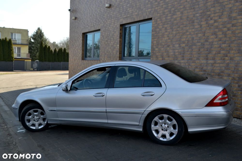 Mercedes-Benz Klasa C 200 Kompressor Automatik Elegance - 12