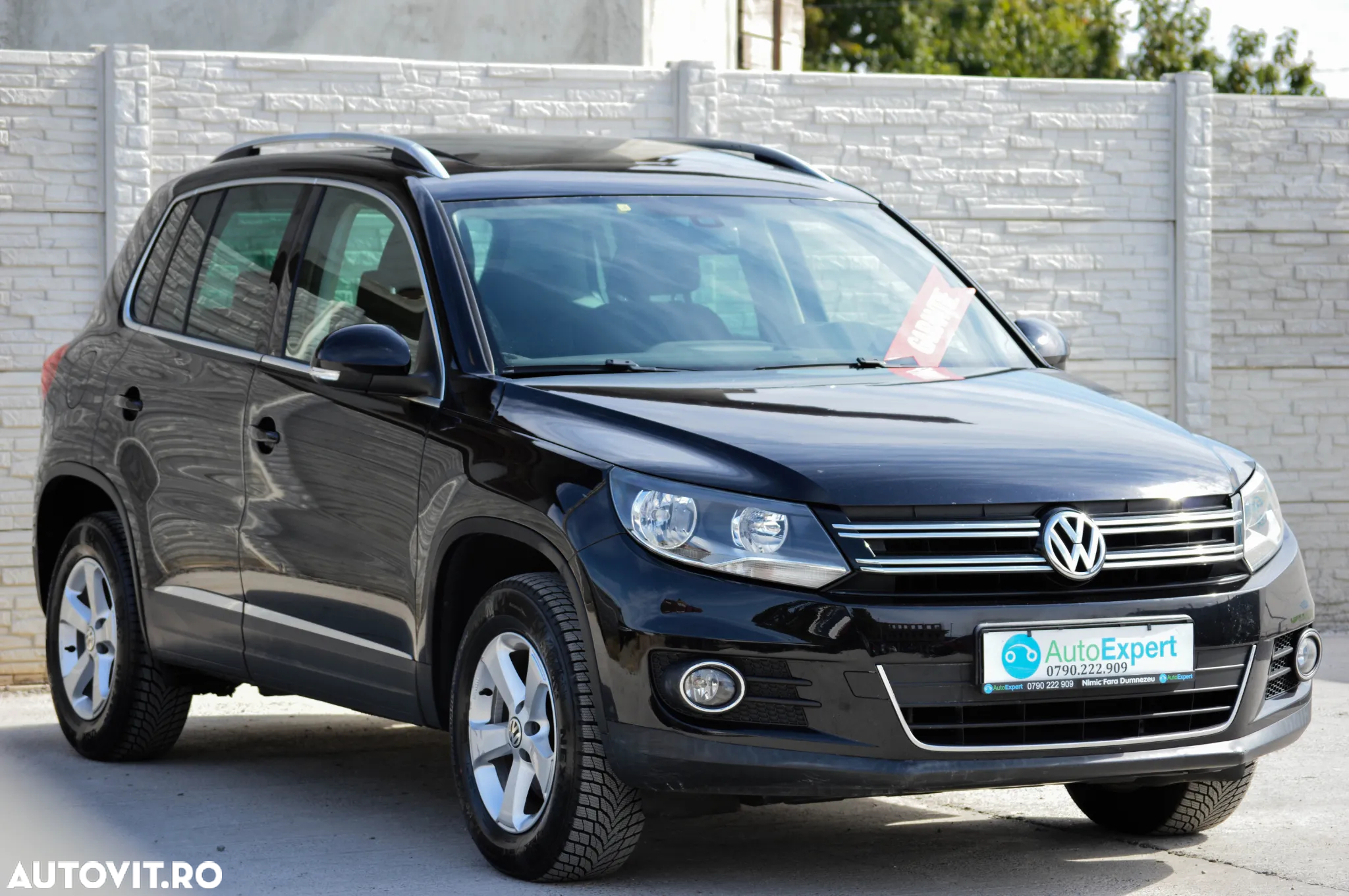 Volkswagen Tiguan 2.0 TDI 4Motion DSG Sport & Style - 12