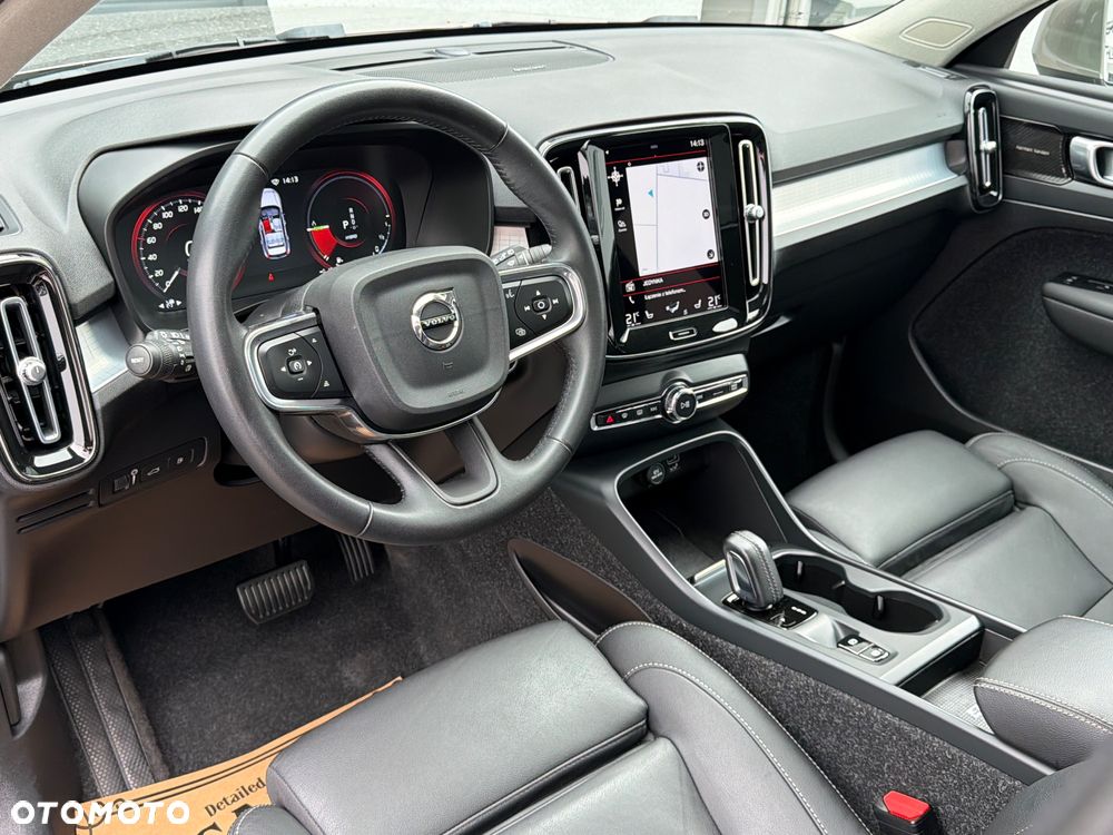 Volvo XC 40 - 8